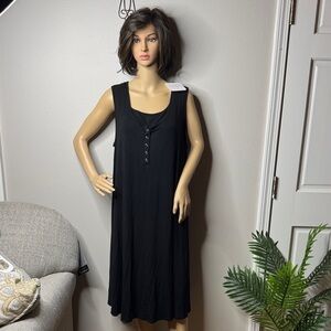 Ingrid & Isabel Elegant Black Maternity Wear
